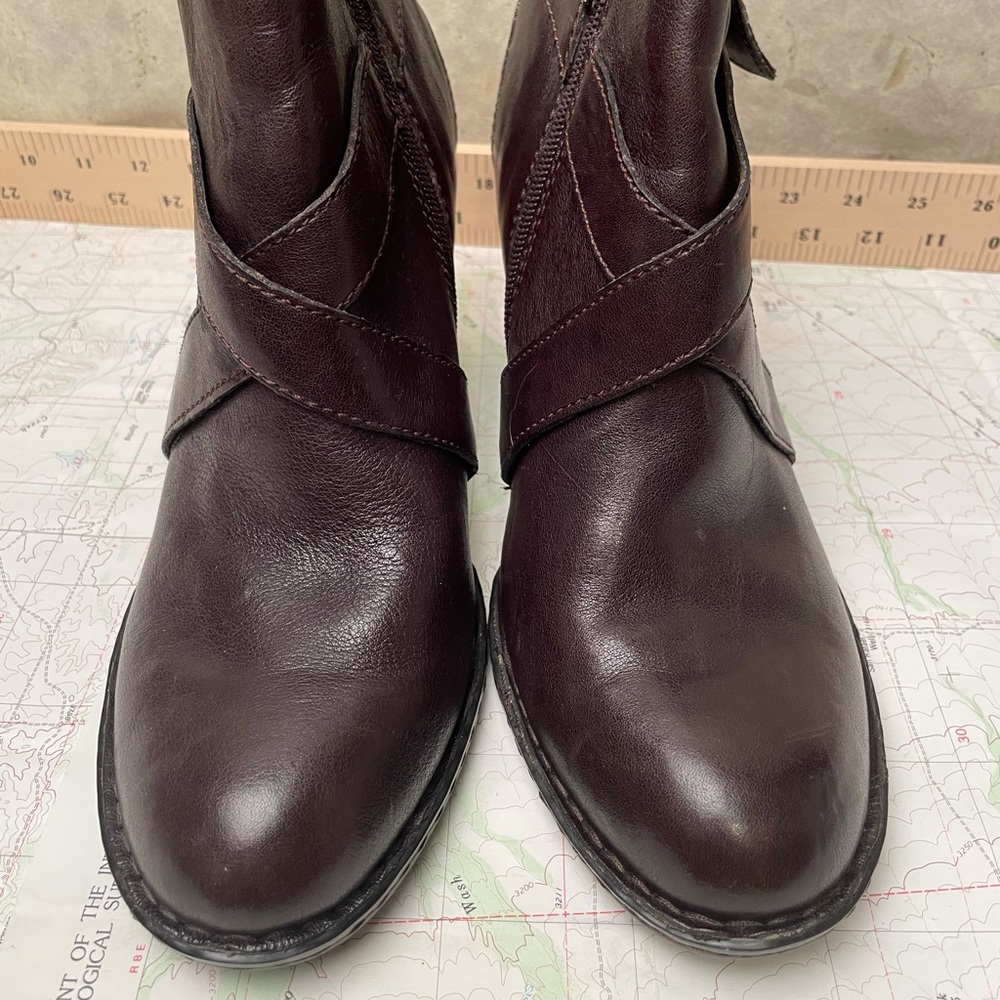 Born Leather Ankle Booties - Picture 5 of 11